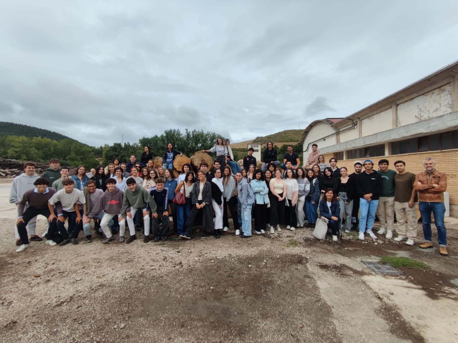 alumnos escuela de arquitectura universidad de navarra en Barbiur